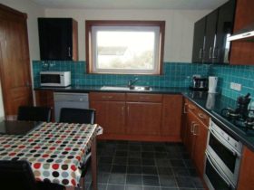 3 bedroom Flat to re...